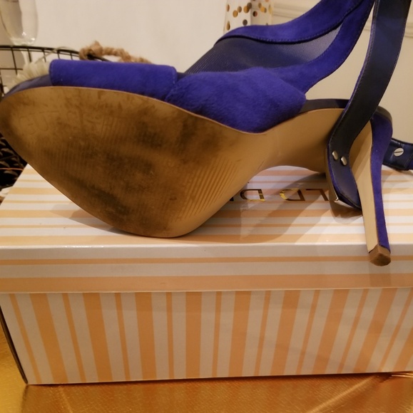 Pumps - Picture 4 of 4